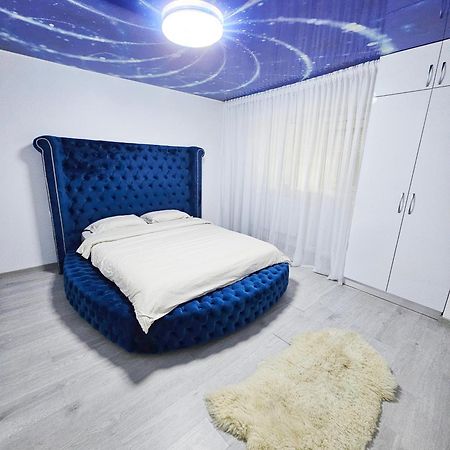 Blue Apartament Брэила Экстерьер фото