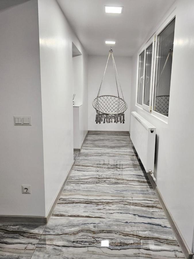 Blue Apartament Брэила Экстерьер фото